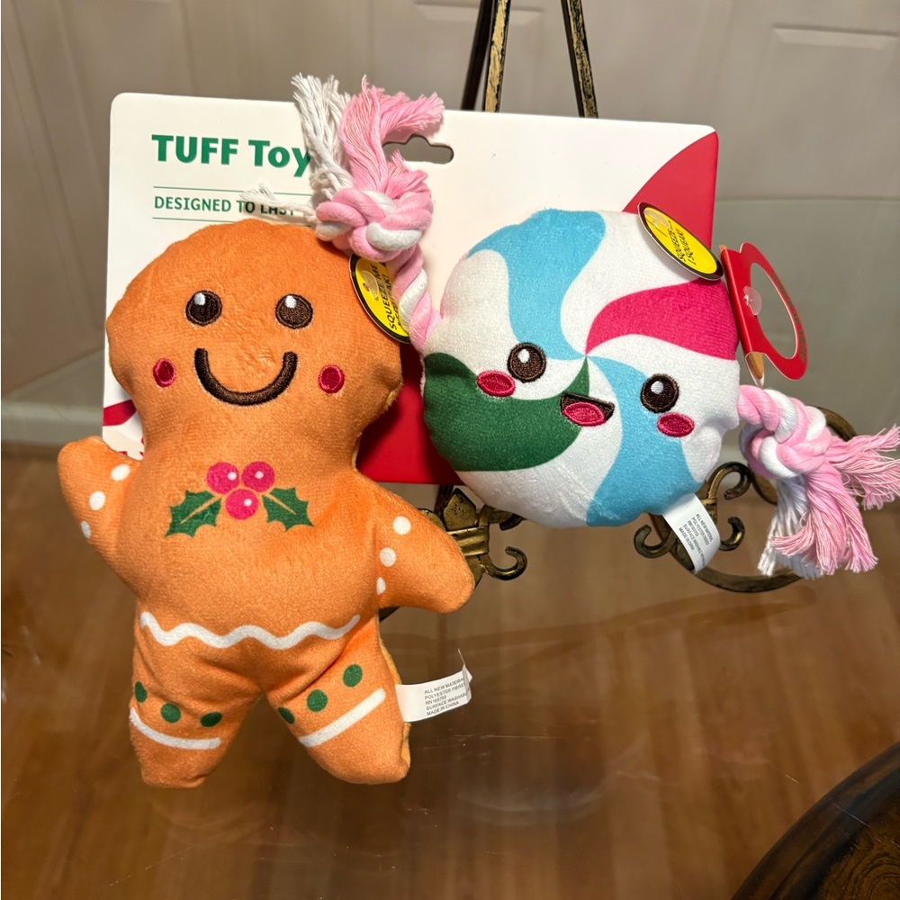 Jmle  Beautiful Christmas  Gingerbread 7.5” & Candy W/Rope Dog Toy Squeaker   5”
